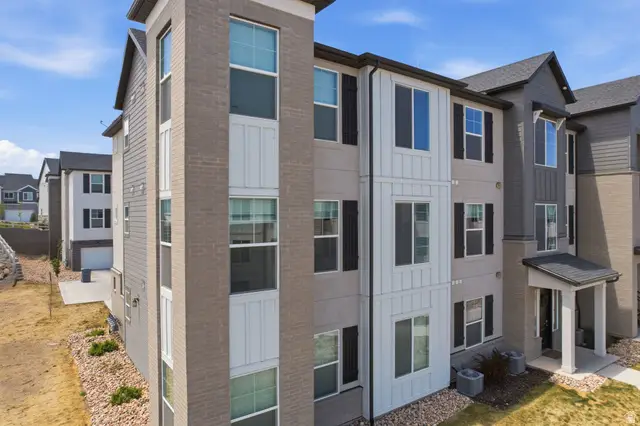 752 N Favreau Ln #V201, Saratoga Springs, UT 84045 - #2