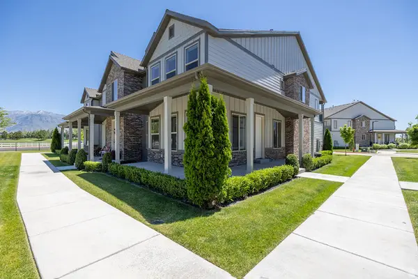 1878 W Springwater Ln, Vineyard, UT 84059