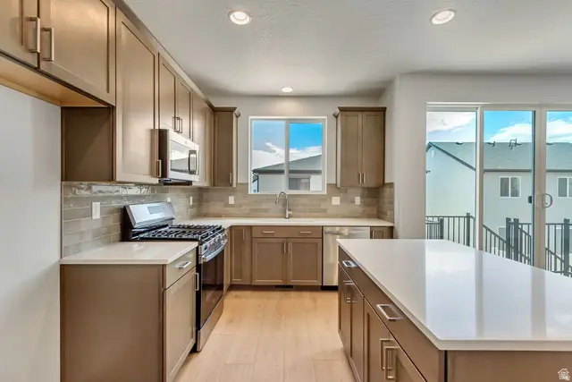 6729 S Quarter Creek Dr, West Jordan, UT 84081 - #3