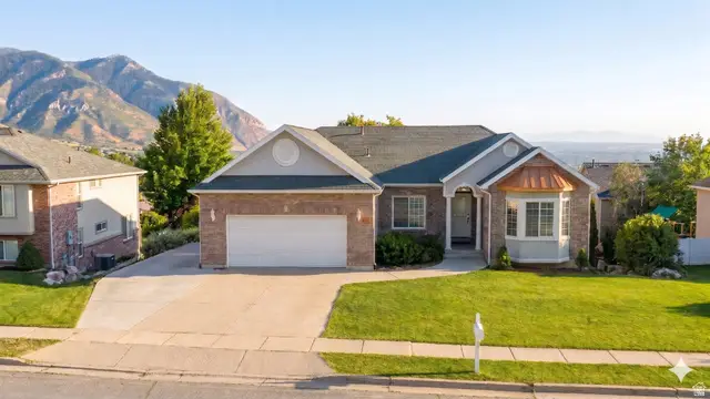 869 E 3350 N, North Ogden, UT 84414 - #1