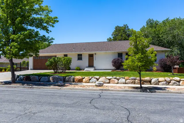 7610 S Brighton Way E, Cottonwood Heights, UT 84121 - #1