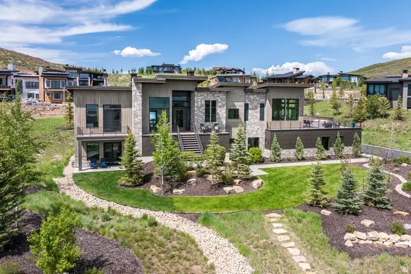 140 W Vista Ridge Rd, Kamas, UT 84036