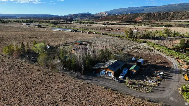 996 W Sr 24, Torrey, UT 84775 - #3