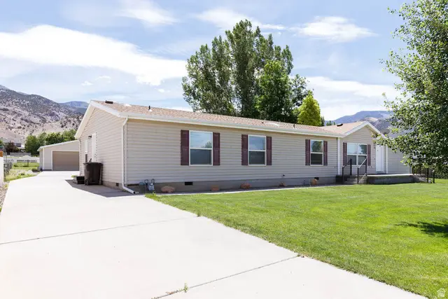 355 S 300 E, Monroe, UT 84754 - #3