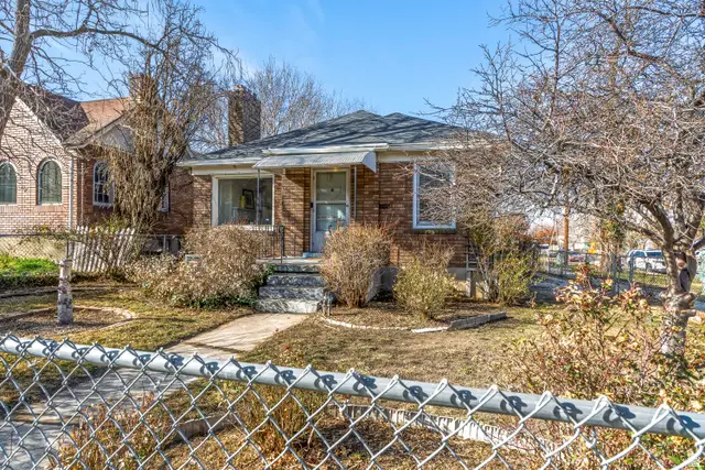 377 N 200 W, Salt Lake City, UT 84103 - #1