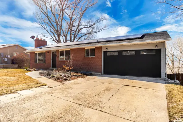 82 S Angela Way, North Salt Lake, UT 84054 - #2