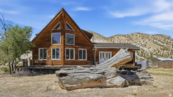 813 E Canyon Rd, Mayfield, UT 84643