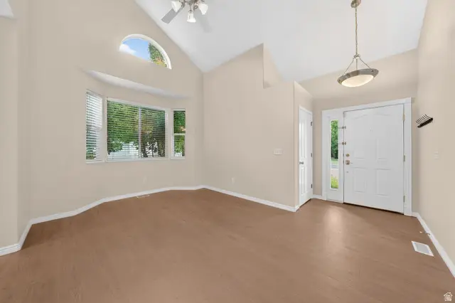1364 E Old Maple Ct S, Murray, UT 84117 - #3