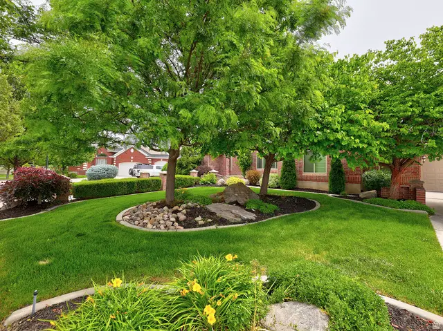11223 S Autumn Farm Dr, South Jordan, UT 84095 - #2