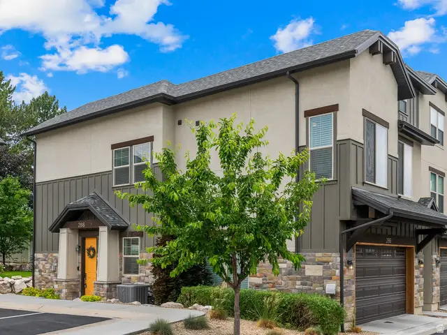 286 E Sandy Sage Way, Sandy, UT 84070 - #2