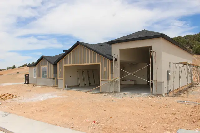 611 S Renze Adams St, Cedar City, UT 84721 - #1