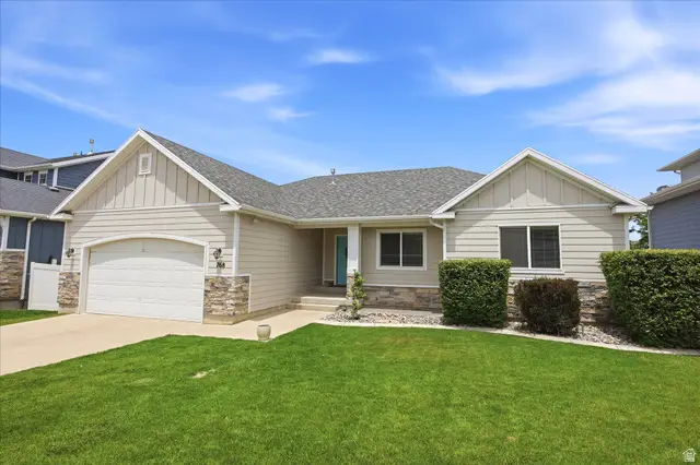 768 W Star Spangled Dr S, Bluffdale, UT 84065 - #2