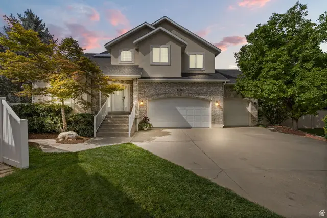 7126 S Griffiths Pl, Cottonwood Heights, UT 84121 - #2
