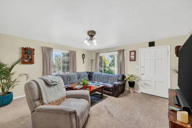 2330 E Heritage Way, Salt Lake City, UT 84109 - #3