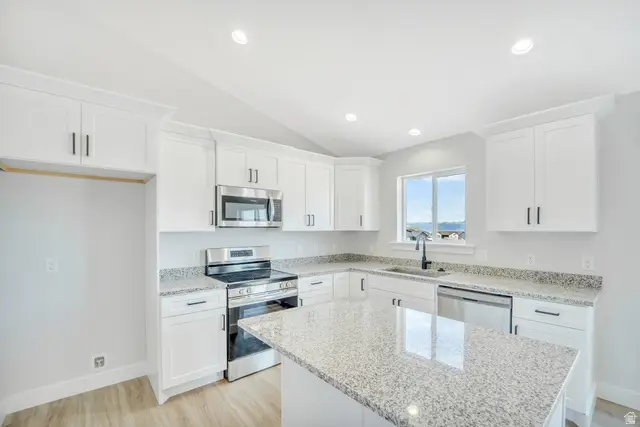 841 E 200 S #9, Mount Pleasant, UT 84647 - #3