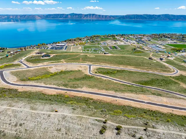 460 W Lakeview Cir #31, Garden City, UT 84028 - #1