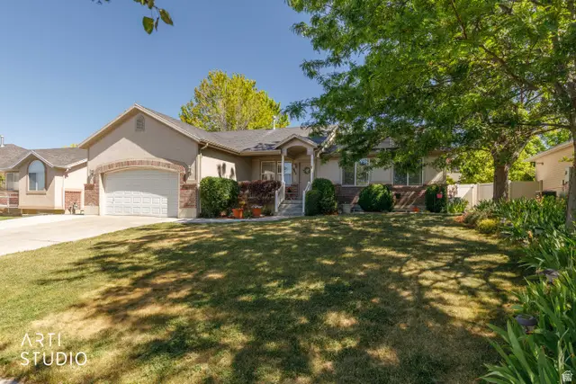 882 W 25 N, Clearfield, UT 84015 - #3