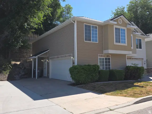 662 E Plum Creek Ln S, Ogden, UT 84404 - #1