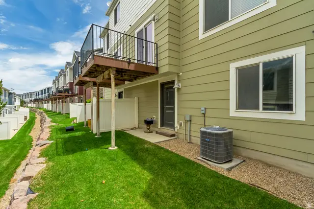 15166 S Gallant Dr W, Bluffdale, UT 84065 - #2