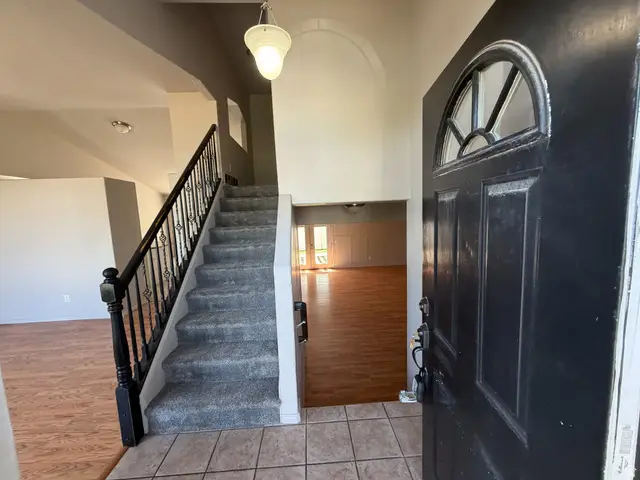 5793 W Dawn Vista Rd S, West Jordan, UT 84081 - #2