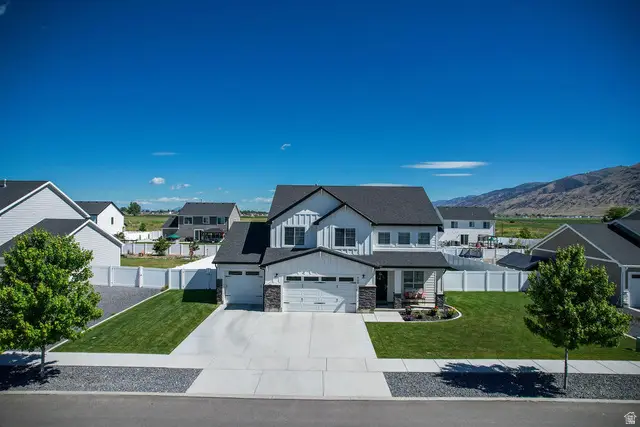 705 E 1150 S, Hyrum, UT 84319 - #2