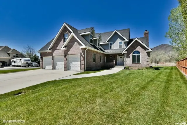 913 N Swiss Farm Ct W, Midway, UT 84049 - #1