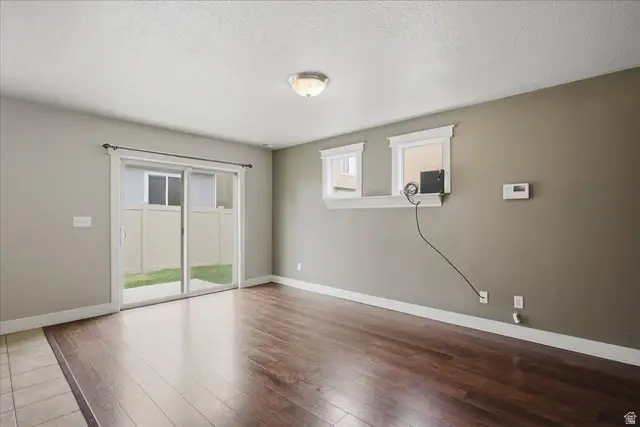 2475 S Gilmour St, West Haven, UT 84401 - #3