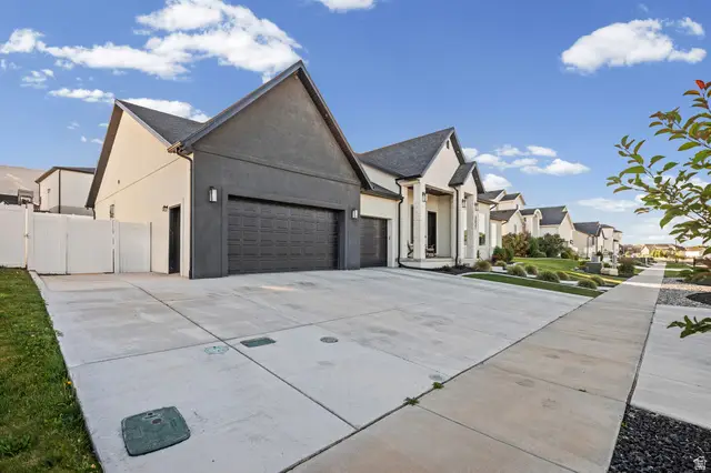 3627 S Mcgregor Ln, Saratoga Springs, UT 84045 - #2