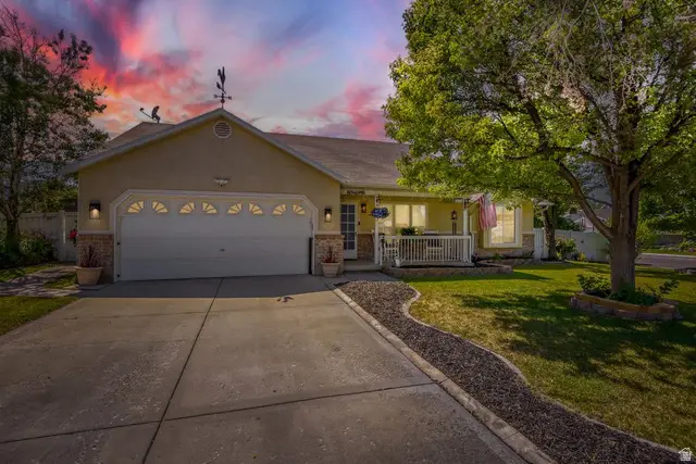 3224 S Hinton Ct, West Valley City, UT 84128 - #1