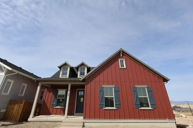 7164 W Hikers Pass Dr, West Jordan, UT 84081 - #2