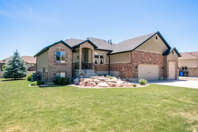 2611 W 2450 N, Farr West, UT 84404 - #1