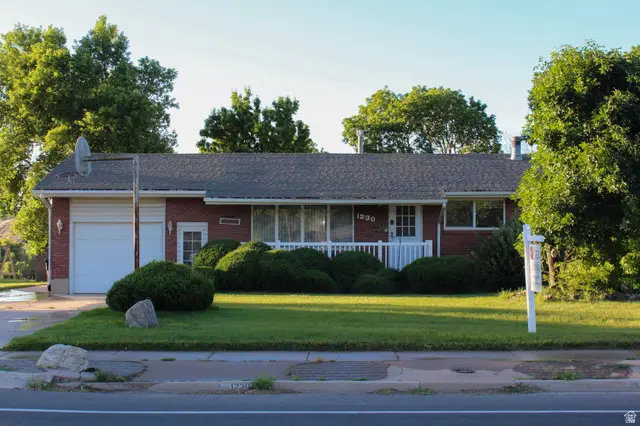 1230 E South Weber Dr, South Weber, UT 84405 - #1