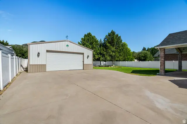 7830 S Cedar Loop Dr E, South Weber, UT 84405 - #3