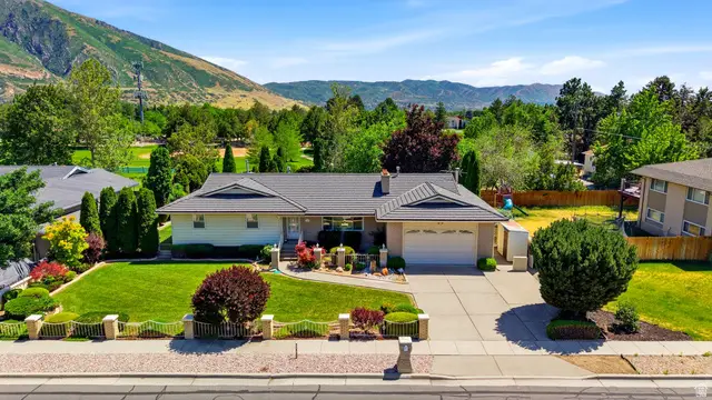 1750 E Crescent View Dr Dr, Sandy, UT 84092 - #1