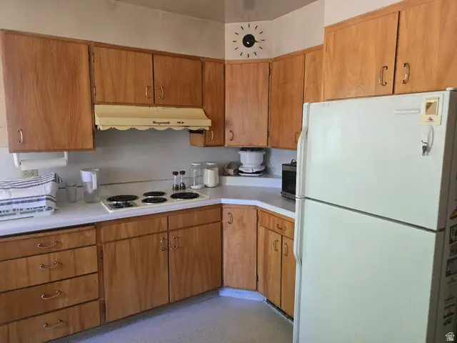 1199 E Crystal Ave, Salt Lake City, UT 84106 - #3