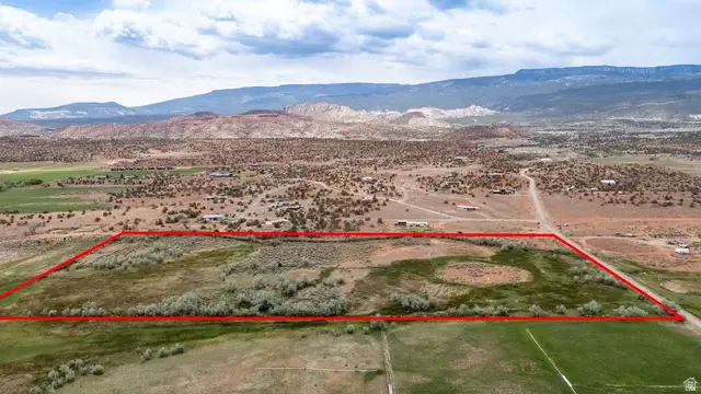 400 S River View Dr E, Torrey, UT 84775 - #2
