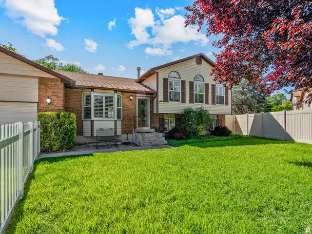5547 S Harvey Heights Dr, Taylorsville, UT 84129 - #3