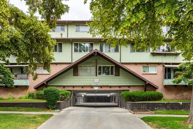 131 S 1000 E #4, Salt Lake City, UT 84102 - #1