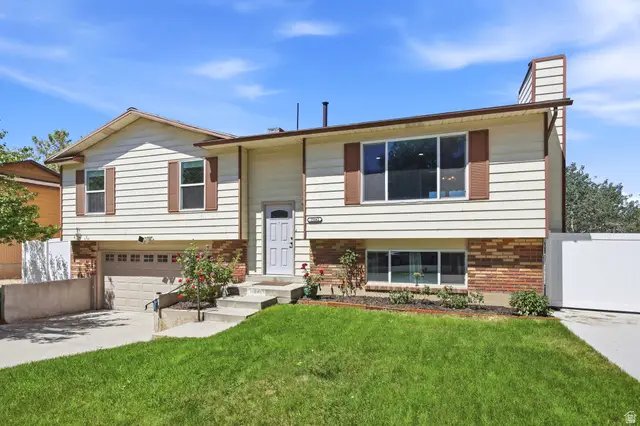 11042 S Lindon Rd E, Sandy, UT 84092 - #3
