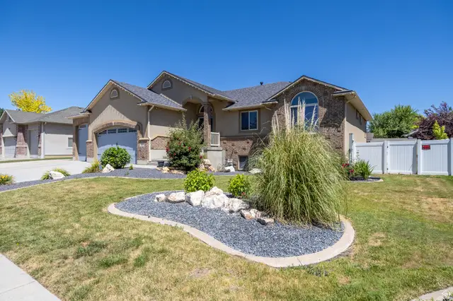 620 W 3600 S, Riverdale, UT 84405 - #1