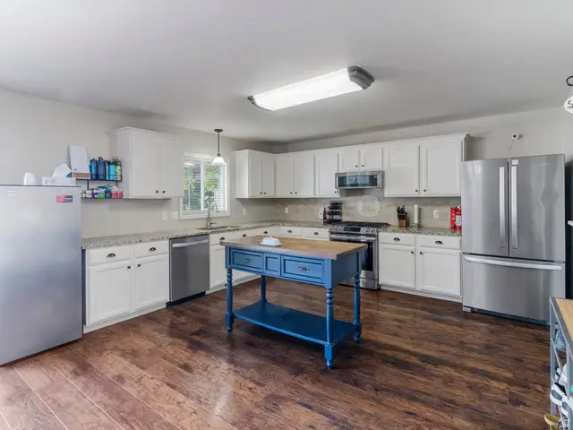 443 Wheatridge Rd, Stansbury Park, UT 84074 - #2