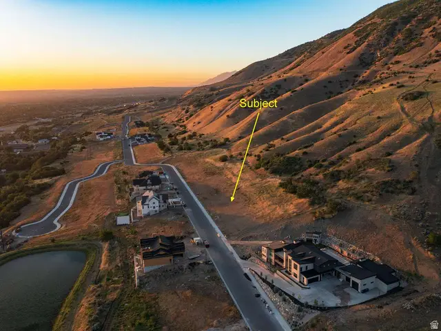241 Rock Loft Ridge Dr, Fruit Heights, UT 84037 - #3