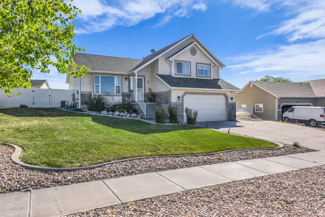 279 W Settlers Ct, Tooele, UT 84074 - #2
