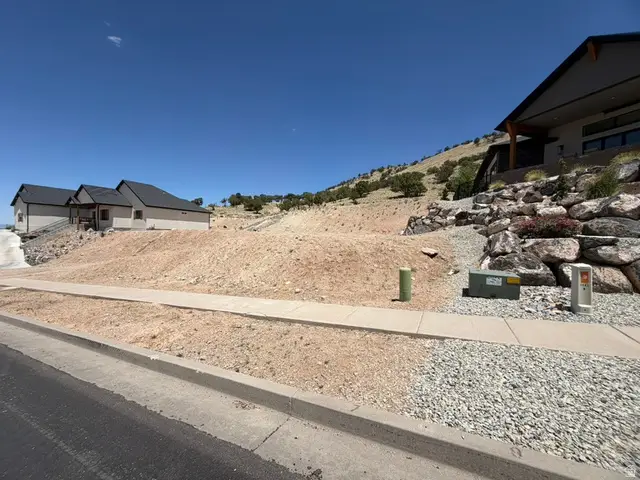 1490 N Knoll St #7, Cedar City, UT 84721 - #3