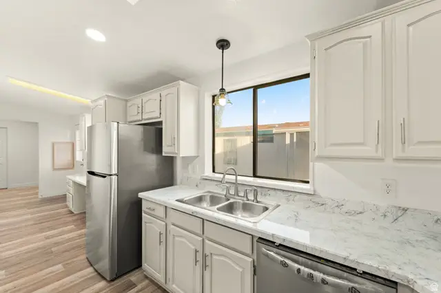 1350 W 300 N #14, Clearfield, UT 84015 - #3