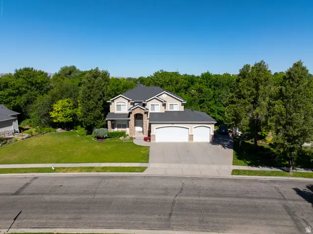 1366 Fox Pointe Dr, Kaysville, UT 84037 - #1