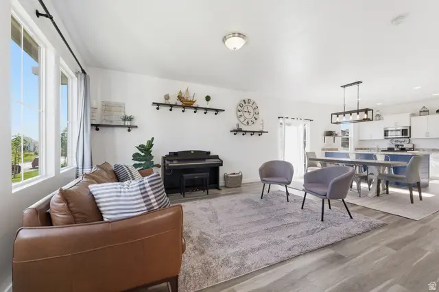 43 E Legacy Pkwy N, Saratoga Springs, UT 84045 - #3