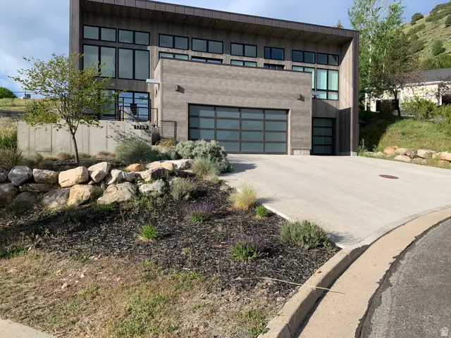1789 Mount Logan Dr, Logan, UT 84321 - #2
