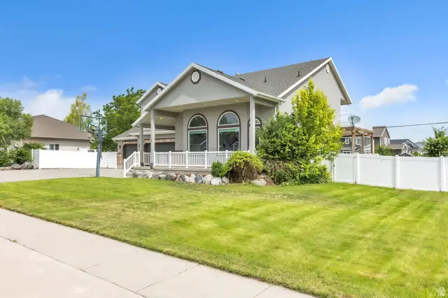 4676 Peak Dr, West Jordan, UT 84088 - #2