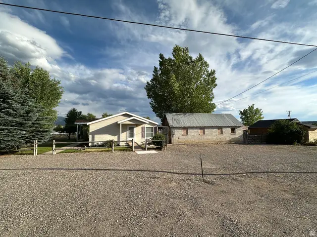 350 E Center St, Fairview, UT 84629 - #2